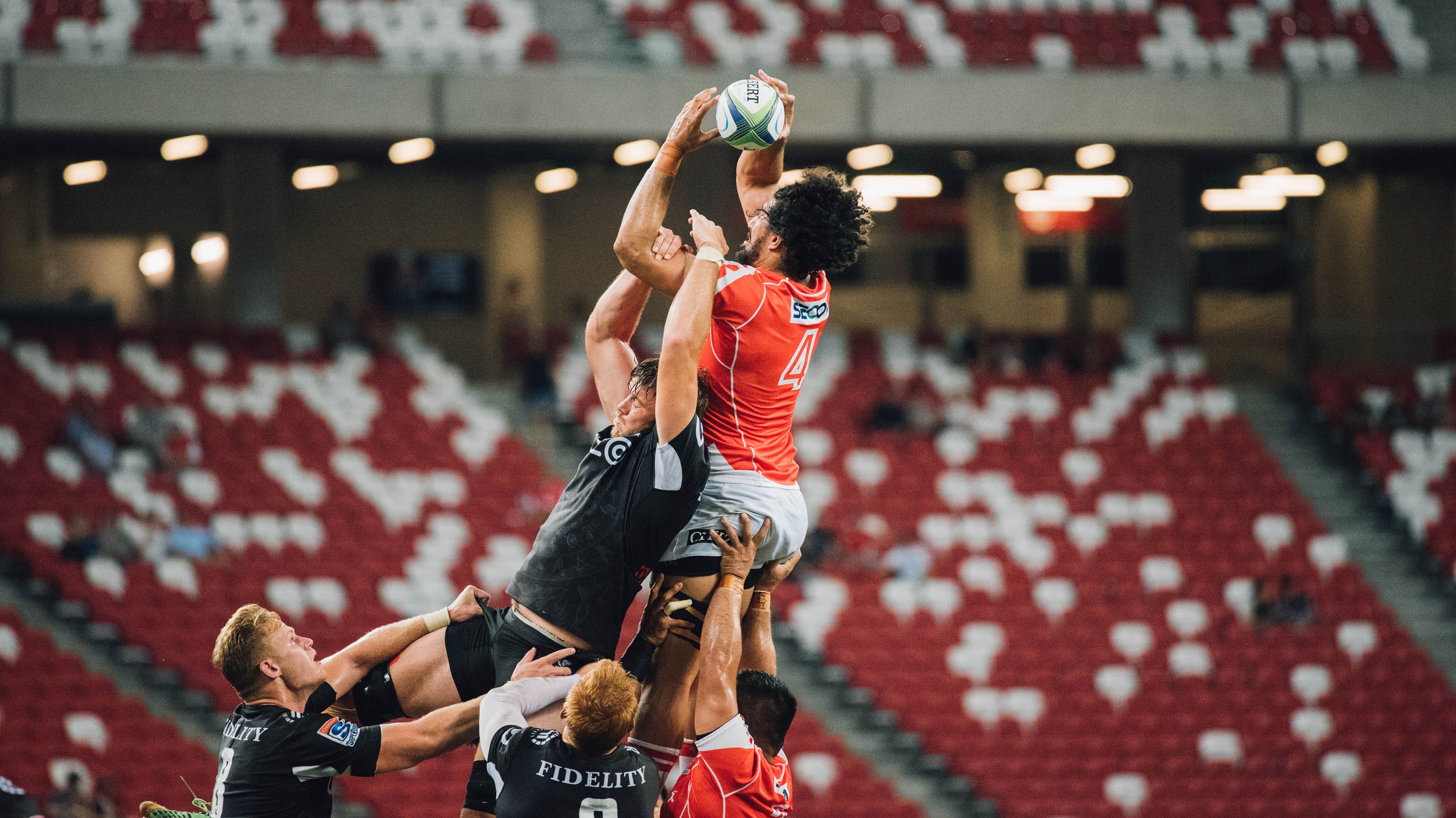 那不勒斯正面击溃尼日利亚，维尼修斯成为关键先生