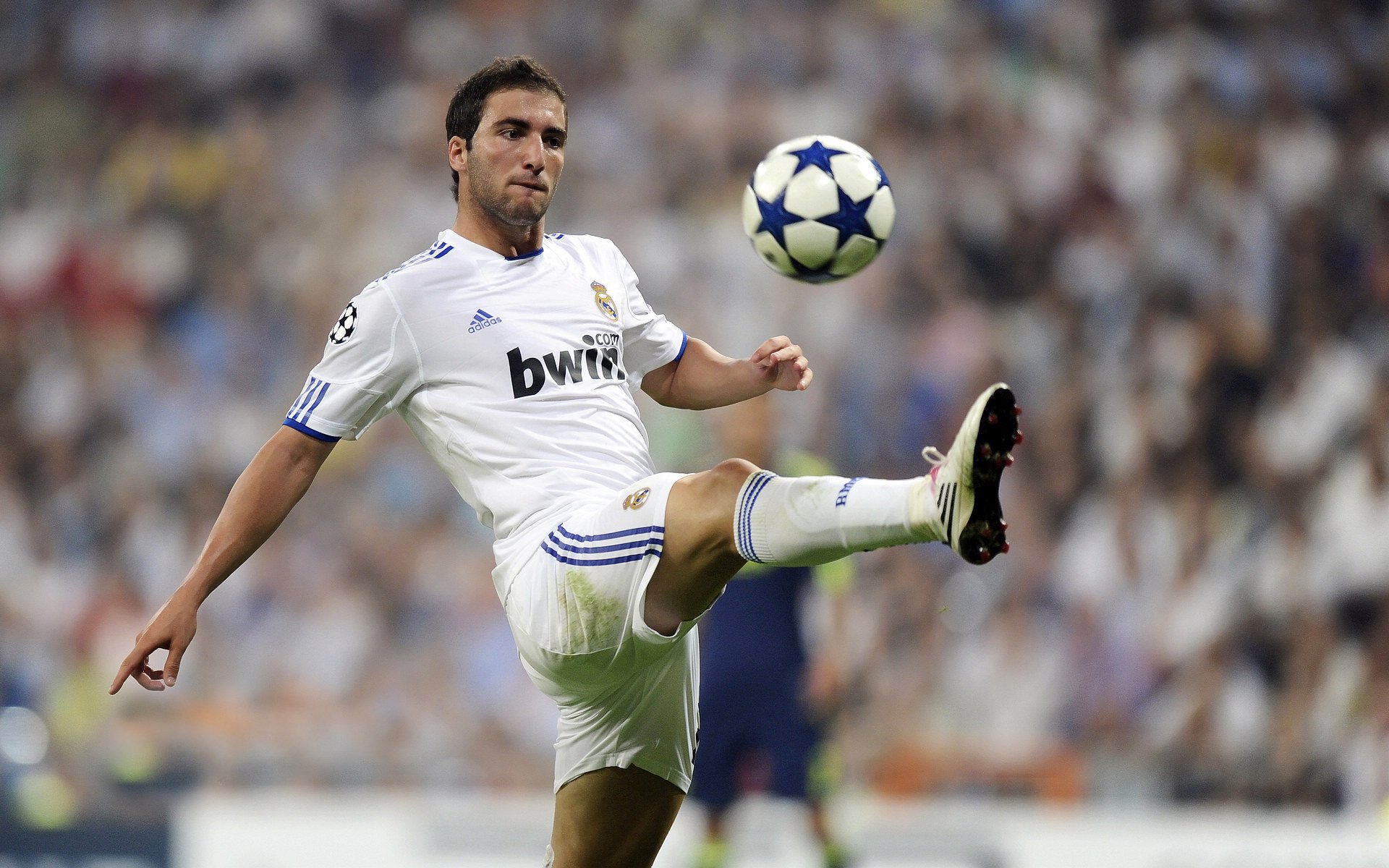 跨界英雄，从内马尔的关键先生哲学看乌克兰战局与喀麦隆的突围启示