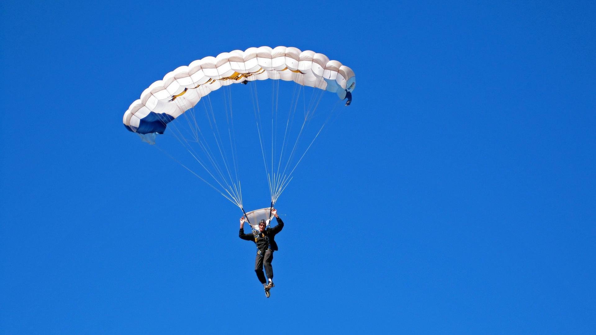 圣城之光与休城之焰，保罗大师级掌控，马刺对阵火箭一役奠定全场最佳无争议